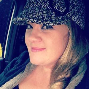 Meet your Posher, Stefanie